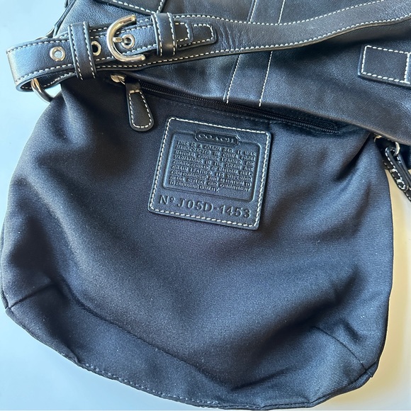Vintage Coach Leather Shoulder Bag - Picture 4 of 13